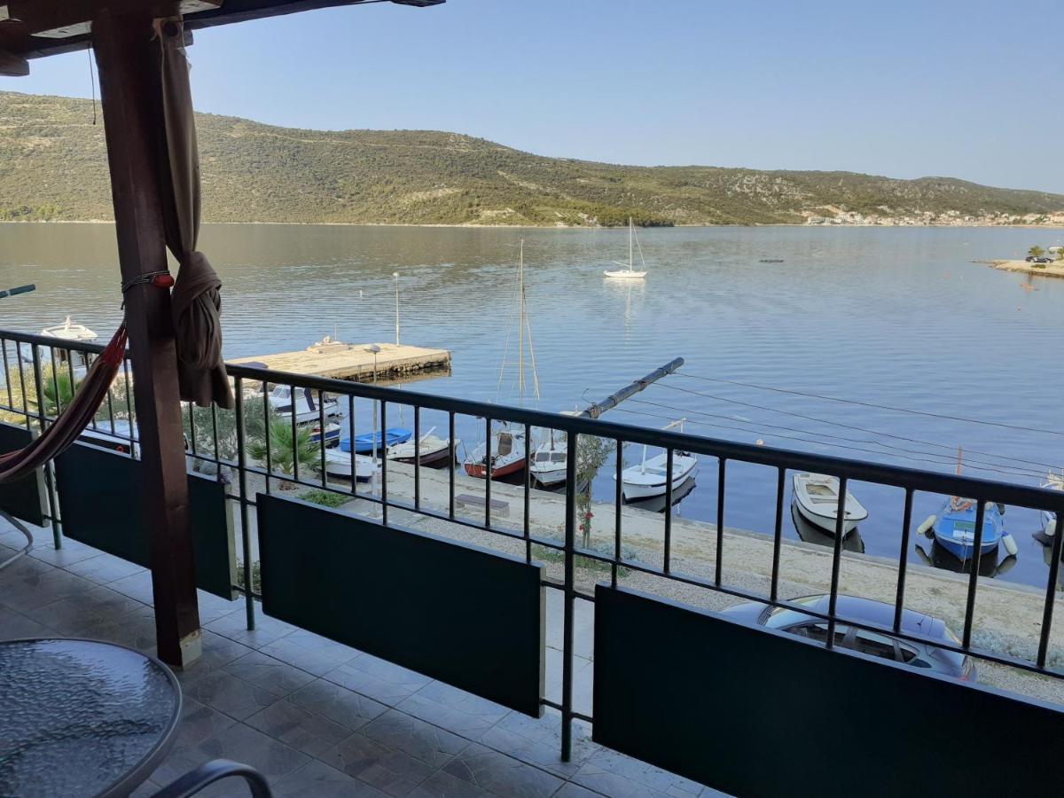 Sea View Apartment Sunrise Poljica & Blue Lagoon Rent A Boat Экстерьер фото