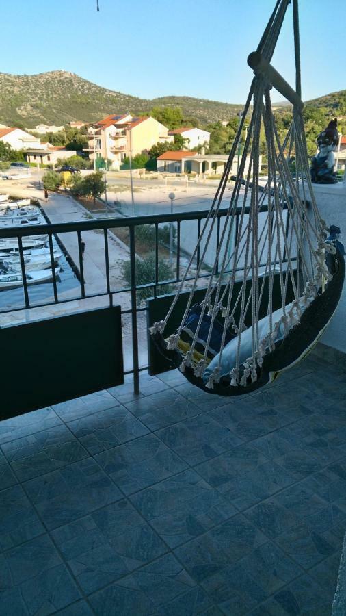 Sea View Apartment Sunrise Poljica & Blue Lagoon Rent A Boat Экстерьер фото